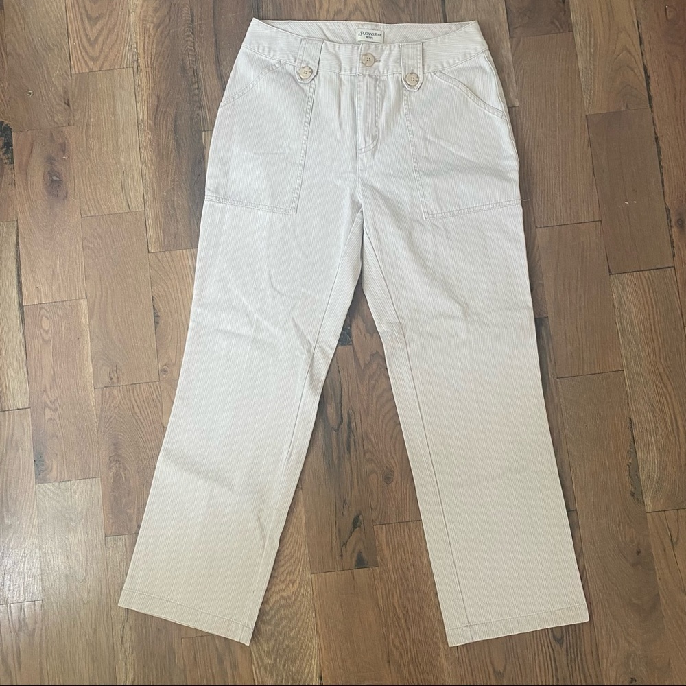 St. John’s Bay Tan Cropped Pants Size 8 Petite